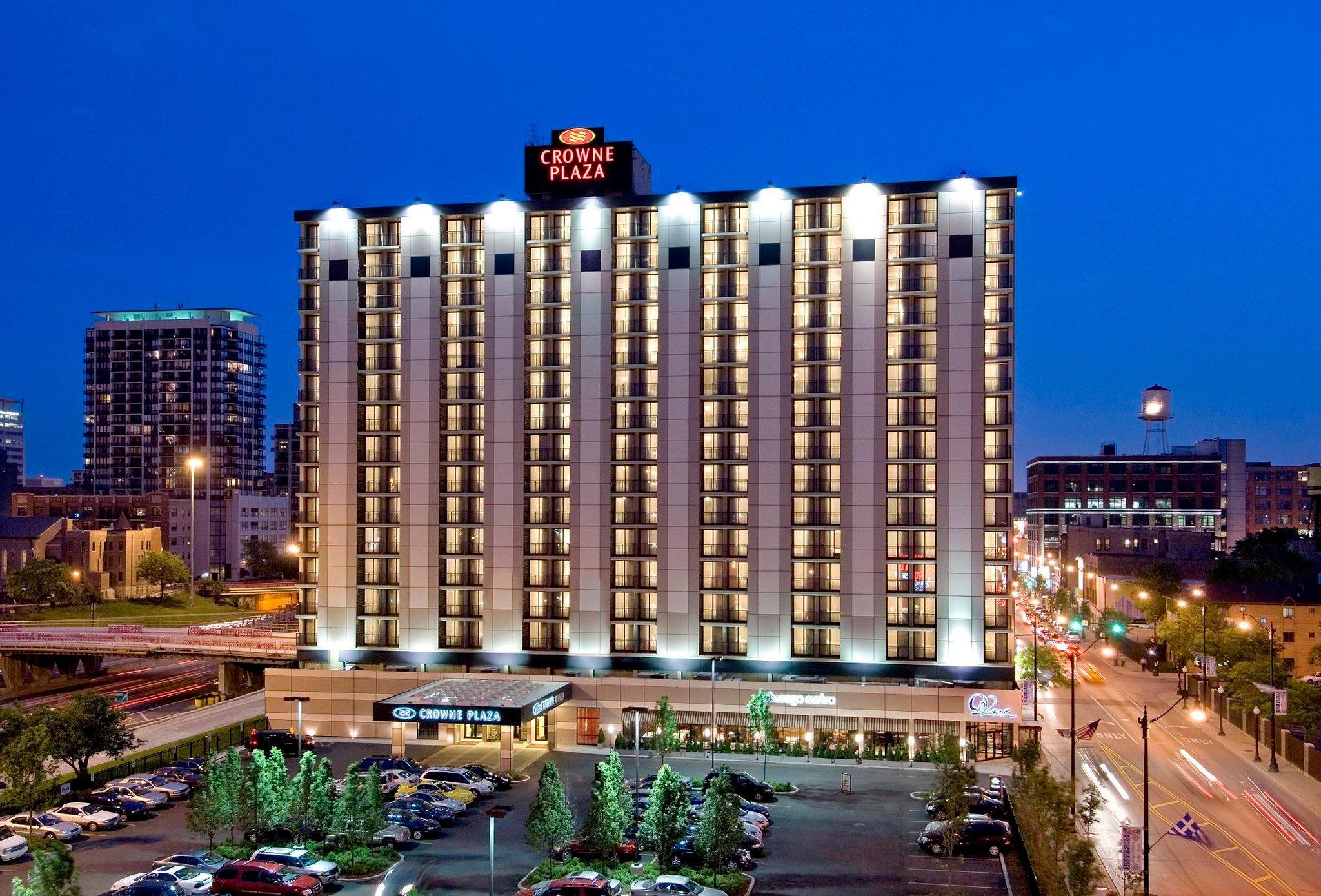Отель Crowne Plaza - Chicago West Loop By Ihg Экстерьер фото